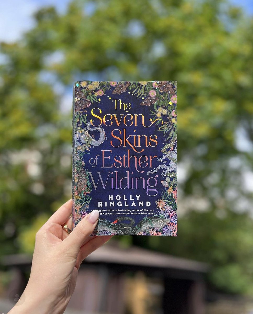 Happy UK and Commonwealth launch day to The Seven Skins of Esther Wilding by @hollyringland ‘It’s impossible to come away from this magical story unchanged’ @SallyPiper ‘Richly immersive. A mysterious and magical journey through loss and grief’ @FionaValpy @Legend_Times_