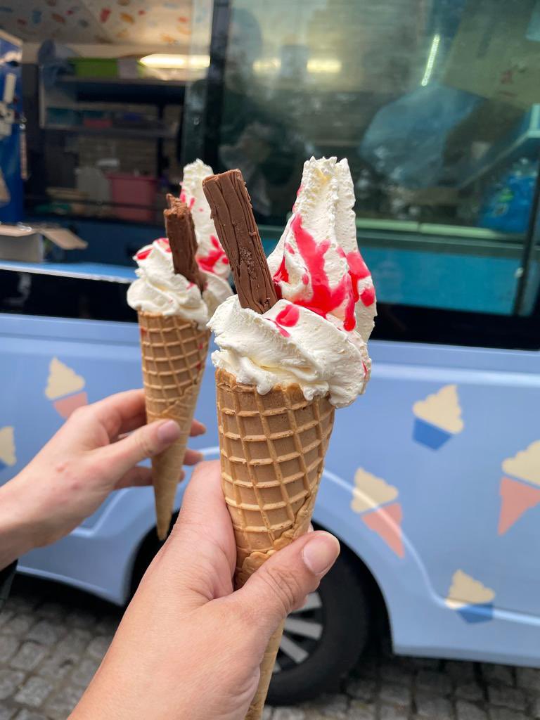 Thanks @UCLHCharity for our tasty lunchtime treat 🍦🍦🍦