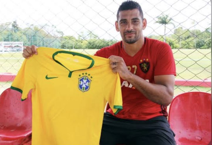 paulocertezas's tweet photo. Como diz aquela música: 

Meu Sport é seleção 🎶 https://t.co/HEt0ktfN3B