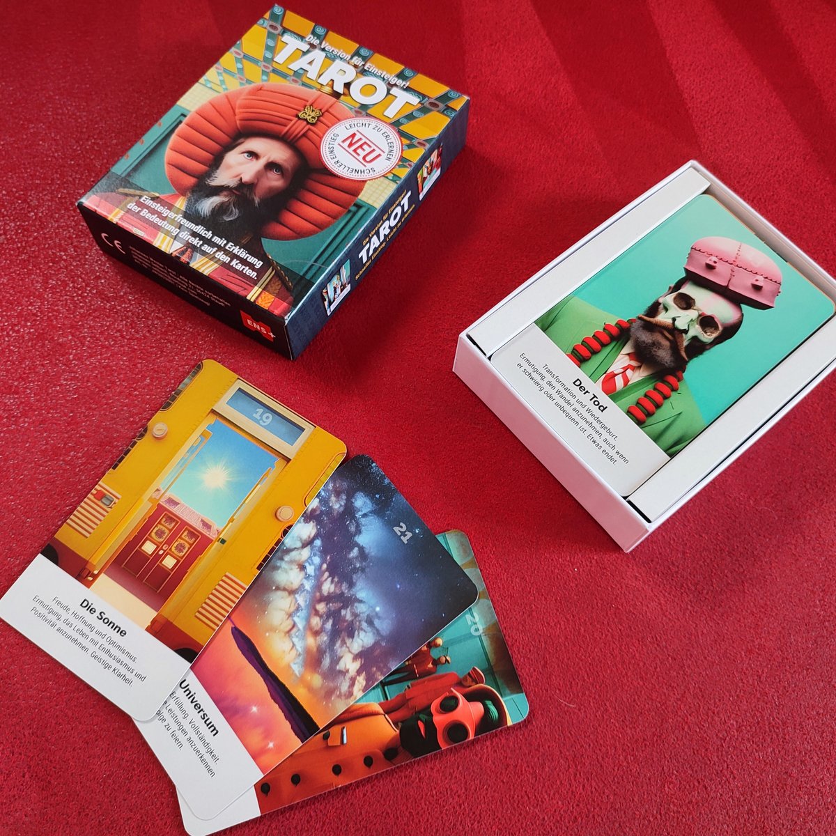 Jetzt neu: Das Johannes Wester Tarot ohne Esoterik  Weil es hier eine Zeichenbeschränkung  gibt, gibt es Antworten auf "Was? Wie? Warum? Harmoniert es noch?" auf meinem Instagram-Account. 😘

#tarot #tarotkarten #selbsterkenntnis #selbstreflexion #kartenspiel