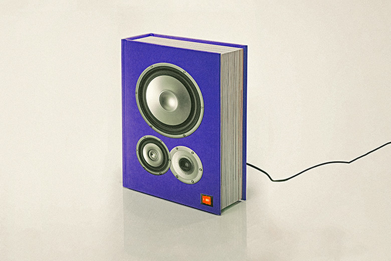 ¿Preparados para conocer nuestros tres primeros finalistas de del concurso literario del verano: Relatos con Banda Sonora?

En unos minutos en La Ventana de Verano (<a href="/laventana/">La Ventana</a>)  de la Cadena Ser (<a href="/La_SER/">Cadena SER</a>)