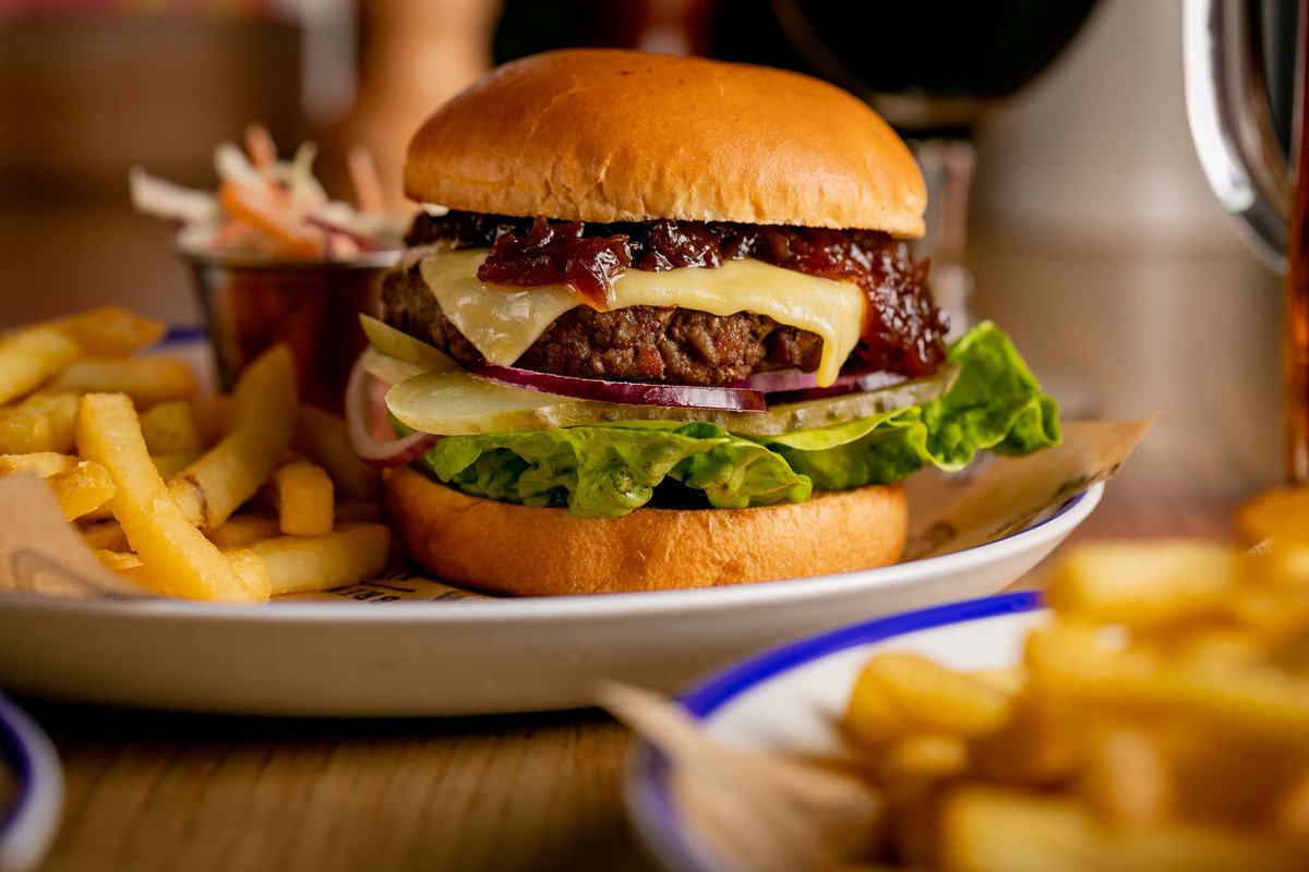 Bedford B&K tweet media