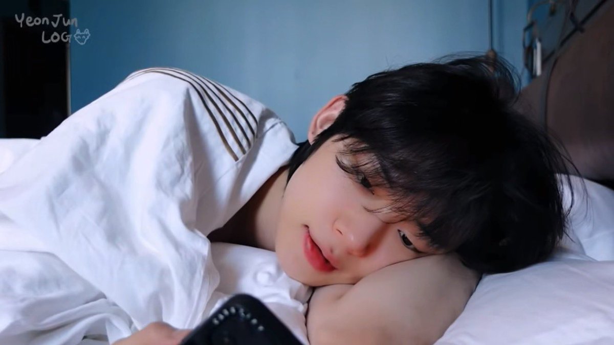 txt_sarangdan2's tweet photo. 뽀둥뽀둥 고딩연준 https://t.co/BPtY6N0GHz