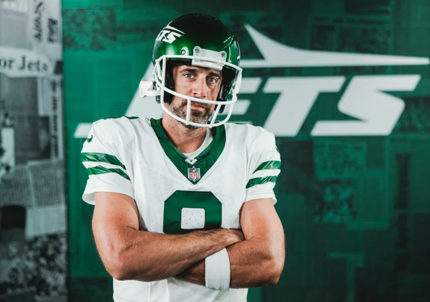 Ari Meirov on X: The #Jets will be bringing back their 'Legacy White' throwback  uniforms for two games this season -- in Week 1 vs. the Bills and Week 4  vs. the
