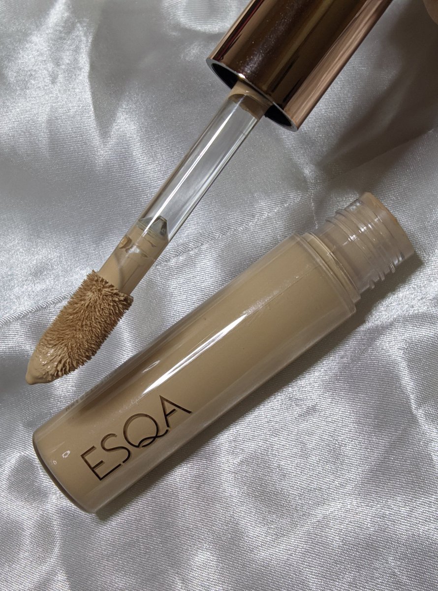 crowfllez's tweet image. wts preloved concealer esqa 15gr shade granola

#preloved #esqa #concealer #wts #zonauang #zonaBU