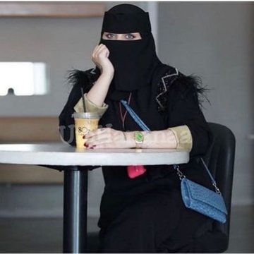 شرفتونى بمتابعاتكم وتعليقاتكم
بس الحظر ما بيخلص ابدا