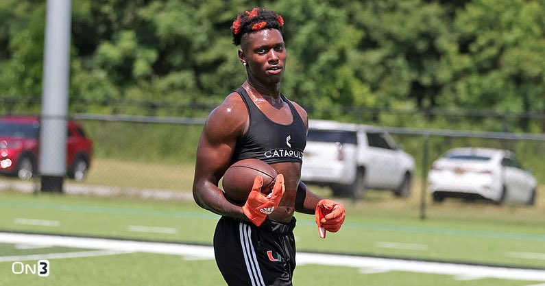Miami commit Kevin Riley was decked out in Canes gear at the @ALLGASATHLETES training session Sunday.

The latest from Riley: https://t.co/jxNaWth1so (On3+) https://t.co/cPkH5MygkU