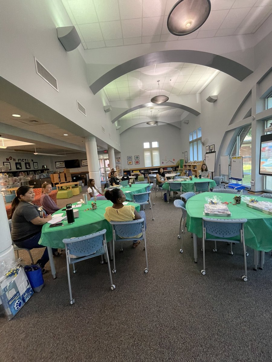 Ocee’s New Teacher Bootcamp is underway! We are excited about the amazing learning that will happen here today! Thanks to <a href="/MsCollinsE/">Erin Collins</a> for giving our teachers a head start to an #otterlyamazing school year!