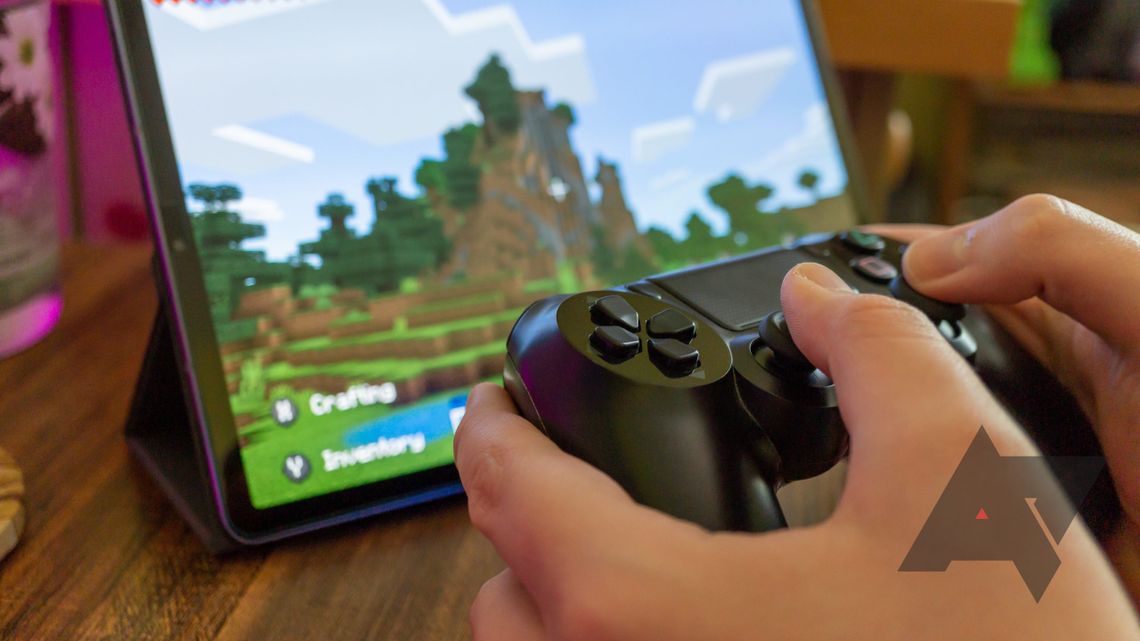 webtrek_it's tweet photo. Molti dei nostri giochi Android preferiti offrono il supporto del controller , permettendoti di aggirare i controlli touchscreen con l'affidabilità di joystick e grilletti fisici. 

https://t.co/83akKZqWBz https://t.co/4VanvbRMLb