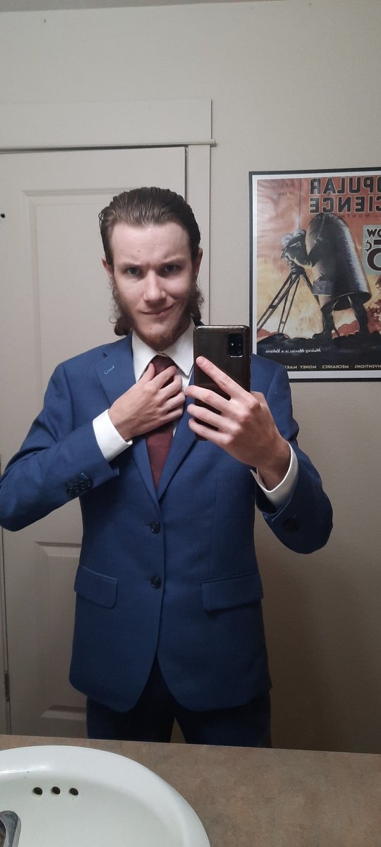 Tris_The tweet media