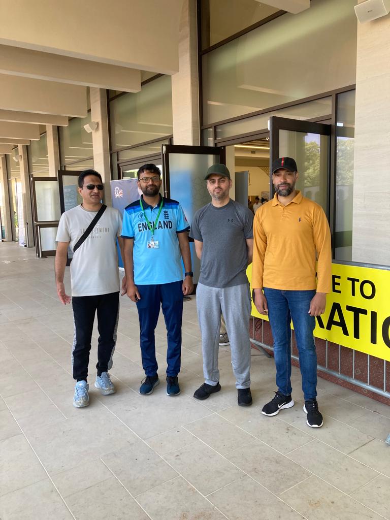 Ansars from #Luton participated in annual Charity walk for Peace 2023 in #BaitulFutuh in #Morden. By the grace of God they also raised money for different British based charities organisations.