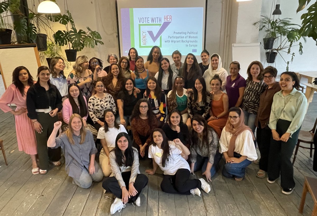 ENoMW's tweet photo. Our 2nd #Agency training, in #Berlin this time, is over ! More than 30 refugee and migrant women participants, @femLENSphoto trainers , photography and debating workshops, and, most importantly, building together critical skills, analysis and campaigning on substantive political participation of women with migrant background in view of soon to come @Europarl_EN elections ! 

Now we are looking forward to meeting the women from the 60 participants to this action in Brussels in November 2023 ! 

#VoteWithHer #Elections2024 #womensvoices #WomensRightsAreHumanRights