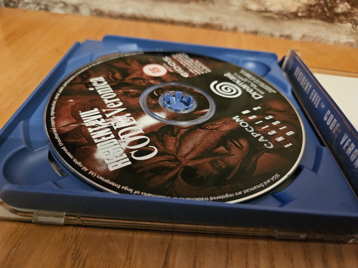 R_Revivalgames's tweet photo. Where does Code Veronica sit on the table of resi games, never played it myself yet but supposed to be a good one.

DM or available at our Vinted: Retro_Revival_Shop 

#capcom #sega #dreamcast #retro #retrogaming #retrocollective #retrocollector #residentevil  #collector https://t.co/xVJbIbitnt
