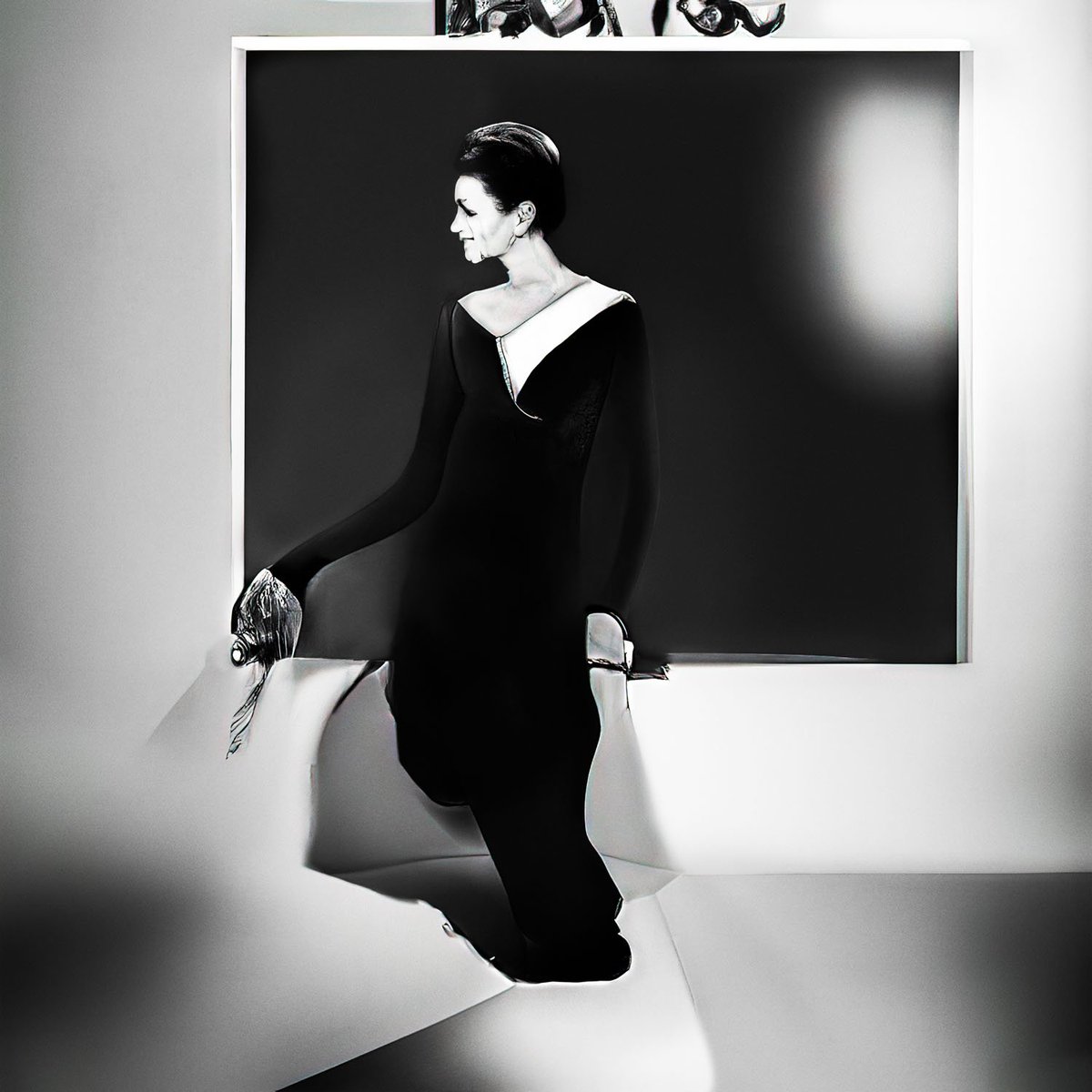 Innovation in Art (with a capital A) arrives (appropriately) in unexpected ways. Don't miss the opportunity to witness—and carefully observe—the outstanding new artworks by #JenniferGreenburg. Digital collage, assemblage and authorial use of artificial intelligence. Outstanding!