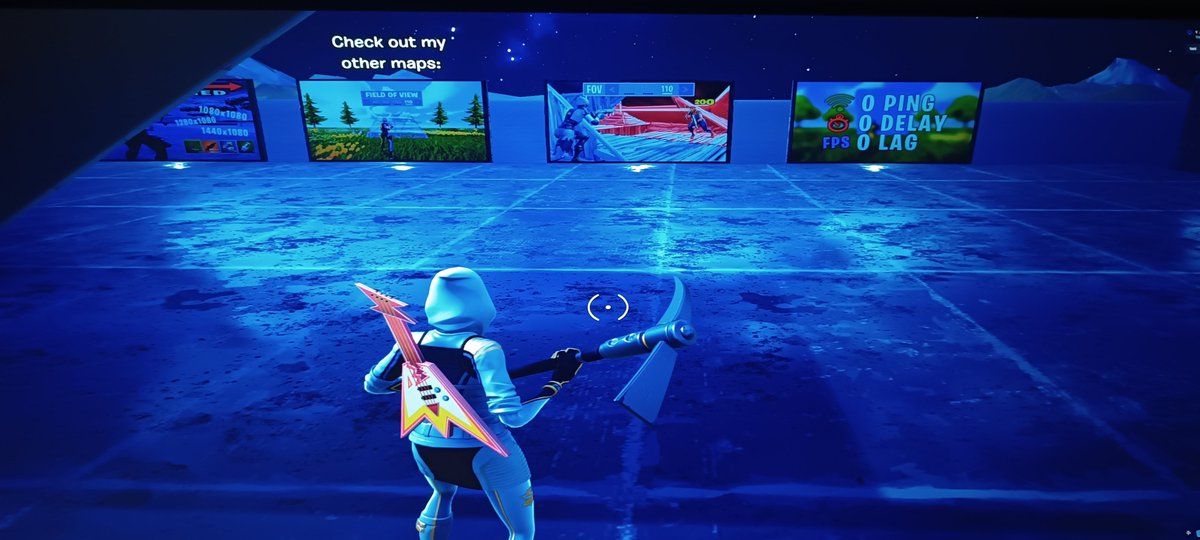 #Fortnite 
PS5 console crosshair image change possible, but only in creative mode, not in battle royale. When will the update come that we console players can also switch it to Battle Royale right picture default left picture changed
