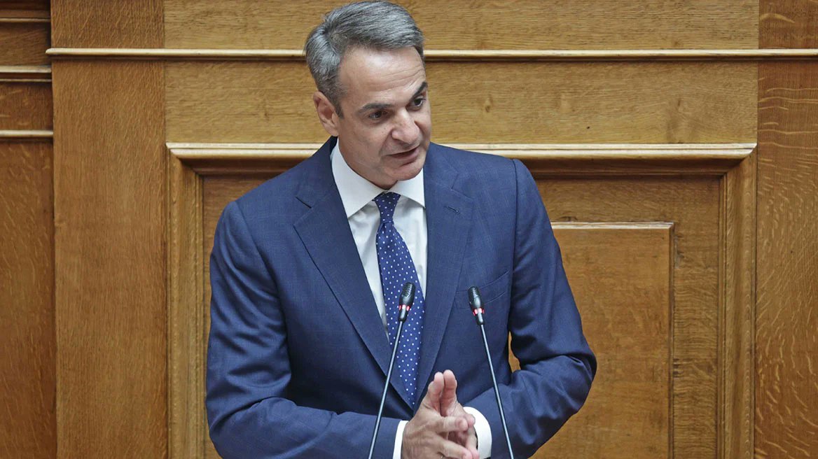 Ο κ. #ΜΗΤΣΟΤΑΚΗΣ
🔷νοικιάζει 10 Ericson, τα πιο αποτελεσματικά ελικόπτερα δασοπυρόσβεσης στον κόσμο (υπάρχουν μόνο 35 παγκοσμίως)
🔷νοικιάζει τράκτορες
🔷εξασφαλίζει αεροσκάφη από διεθνείς συνεργασίες
και το σημαντικότερο
🔷πρωτοστάτησε στη δημιουργία rescEU, έναν ευρωπαϊκό