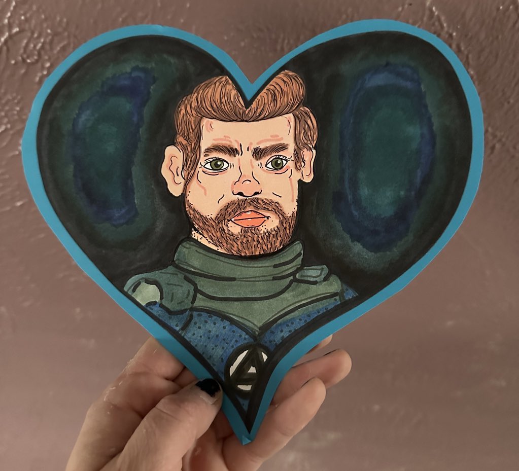 averygetscake's tweet image. One time I asked @ArtofLindseyJnx to make me a valentines card with John Krasinski from doctor strange and I was gonna send it to my brother but it’s so good that I kept it. It brings me much joy