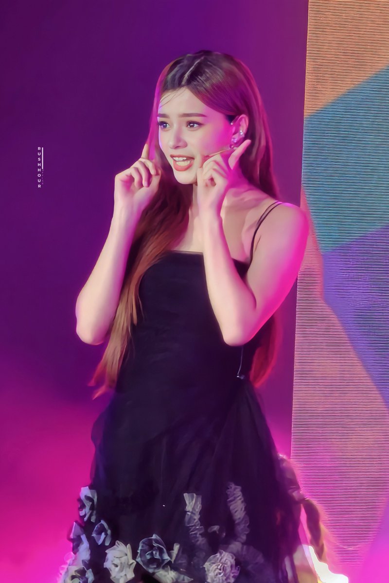 ถ้าเธอน่ะคิดเหมือนกัน… 

#beckysangels
#ทีมป๊ะป๋าฟรีนเบค