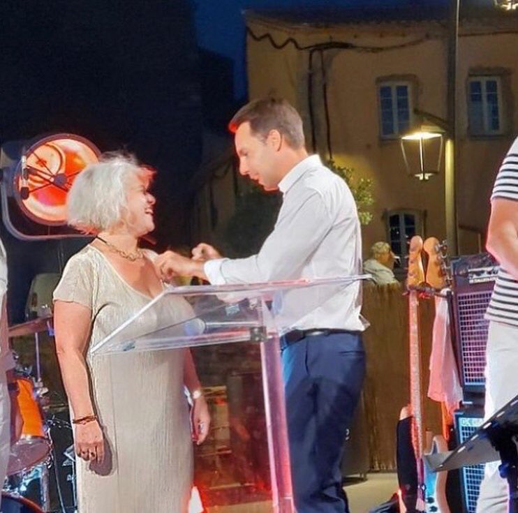 🎉 Toutes nos félicitations à Laëtitia du Domaine Pietri Giraud qui a reçu l’ordre National du Mérite Agricole lors d’une très belle soirée pour les 20 ans du Collioure Blanc !

#vinifilles #vigneronne #vinsdecollioure #roussillonwines #vinduroussillon #collioureblanc