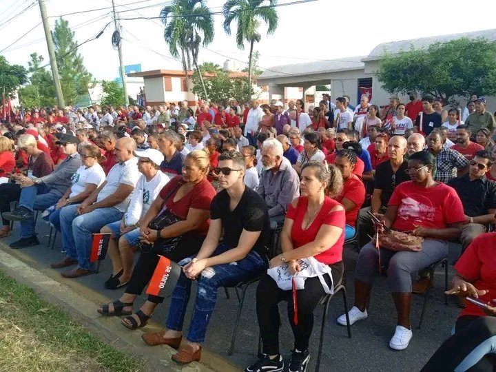 En las palabras centrales del acto por el aniversario #70Moncada, Yamilé Ramos Cordero, 1ra secretaria del #PCC en #PinardelRío, destacó las obras inauguradas en saludo a la efeméride, así como los avances en la recuperación de escuelas e instalaciones dep