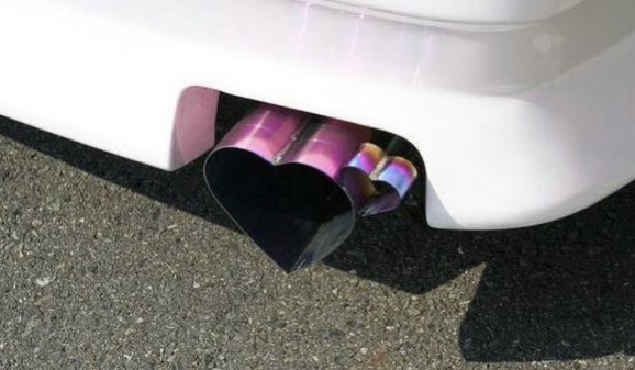 heart-shaped exhaust pipes