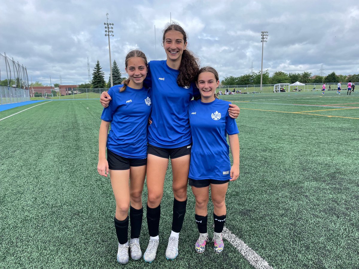 SoccerPfds's tweet photo. Congratulations to three players from our F14 LDP group for being selected to represent our region Lac St. Louis at les Jeux du Quebec in Rimouski 2023. Best of luck girls 👏🏼

Left: Julianne Dufresne
Middle: Natasha Safulko
Right: Charlotte Baptista https://t.co/Sldoio7lnE