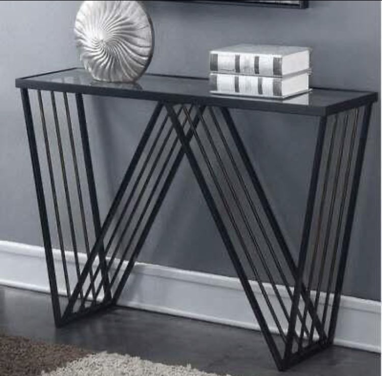 MrDeco237's tweet photo. Une console de salon à partir de 40.000 fcfa dans notre catalogue.

C’est sûrement l’accessoire qu’il manquait à votre déco. https://t.co/jUX19SNwwY