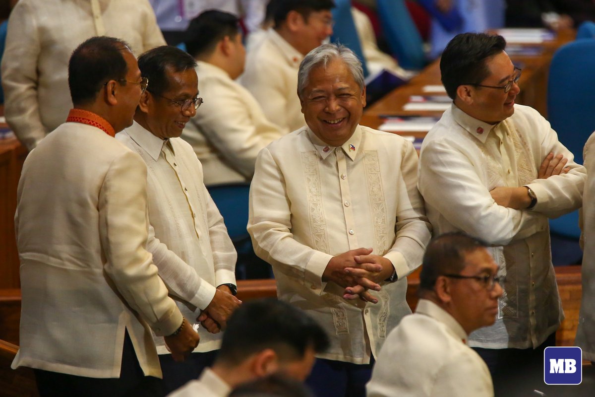 manilabulletin's tweet image. LOOK: Scenes at the plenary hall of the House of Representatives in Quezon City during the second State of the National Address (SONA) of President Ferdinand R. Marcos Jr. on Monday, July 24, 2023. | #SONA2023

📷: Noel B. Pabalate | #ManilaBulletin