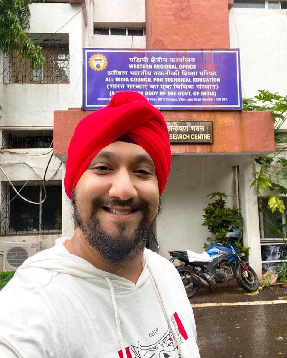 FireHacker tweet media