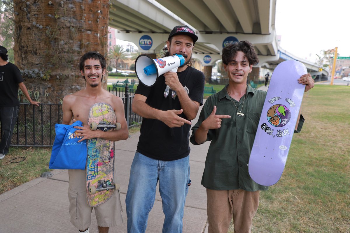 Recuerdos de hace un mes en el #GoSkateDay en Guanajuato con Benzaa y Casta Propaganda. La pasamos bien.