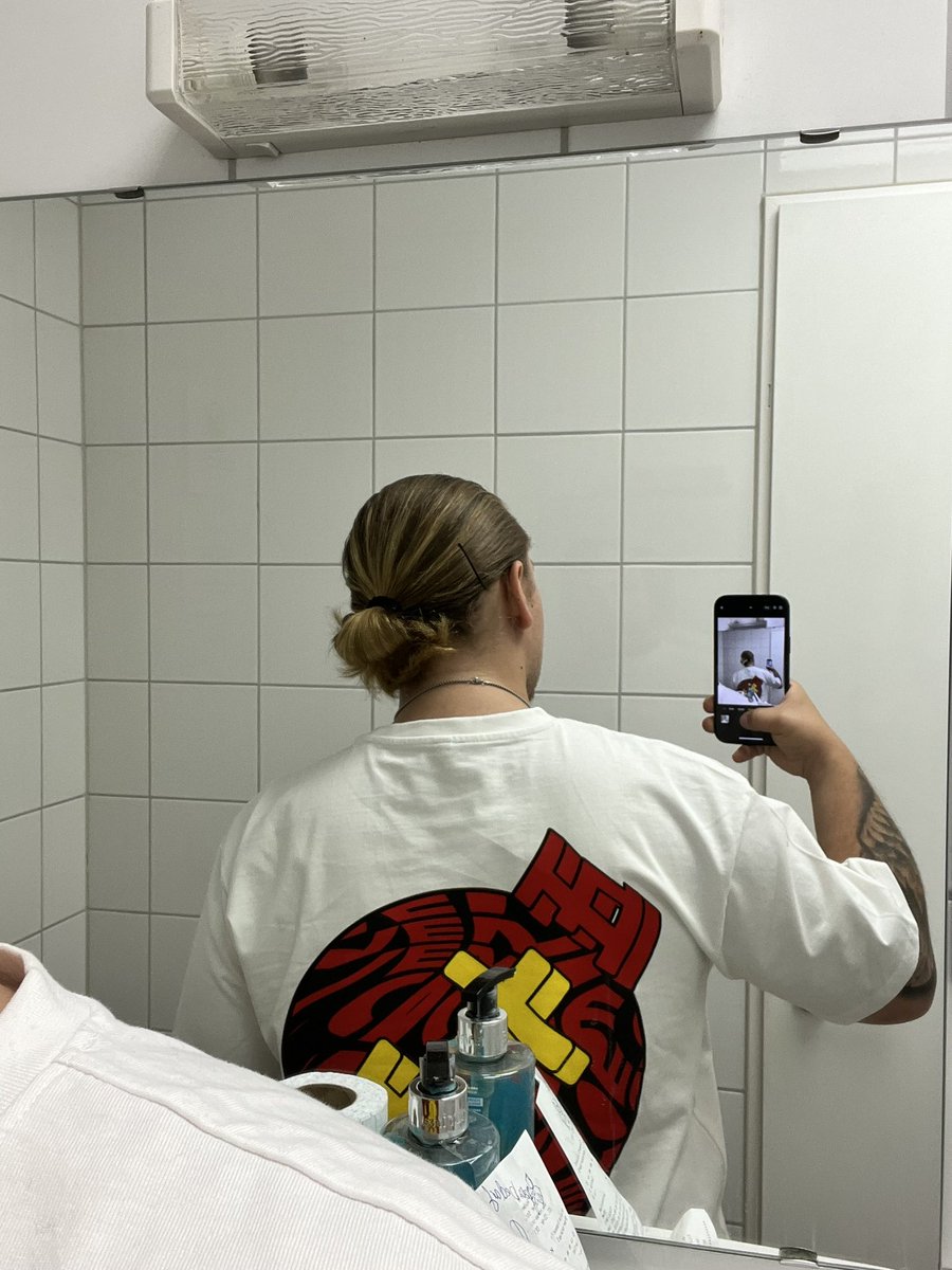 𝕰𝖙𝖊𝖗𝖓𝖆𝖑𝖞𝖘𝖒 tweet media