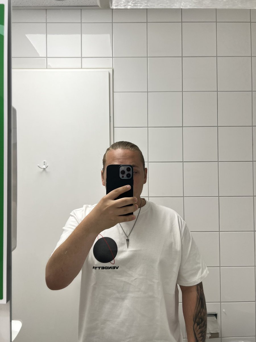 𝕰𝖙𝖊𝖗𝖓𝖆𝖑𝖞𝖘𝖒 tweet media