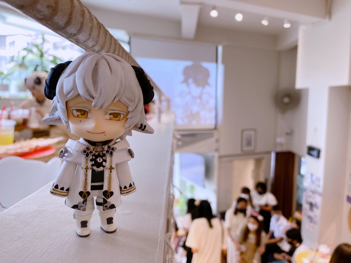 Minor_Pockett's tweet photo. [ลงรูปย้อนหลังที่หายไปกะแอดเดิมที่บิน] 

HBD Baabel at Baabel cafe 🤍🐑
  
#BaabelArt https://t.co/ksqjbeQSzG