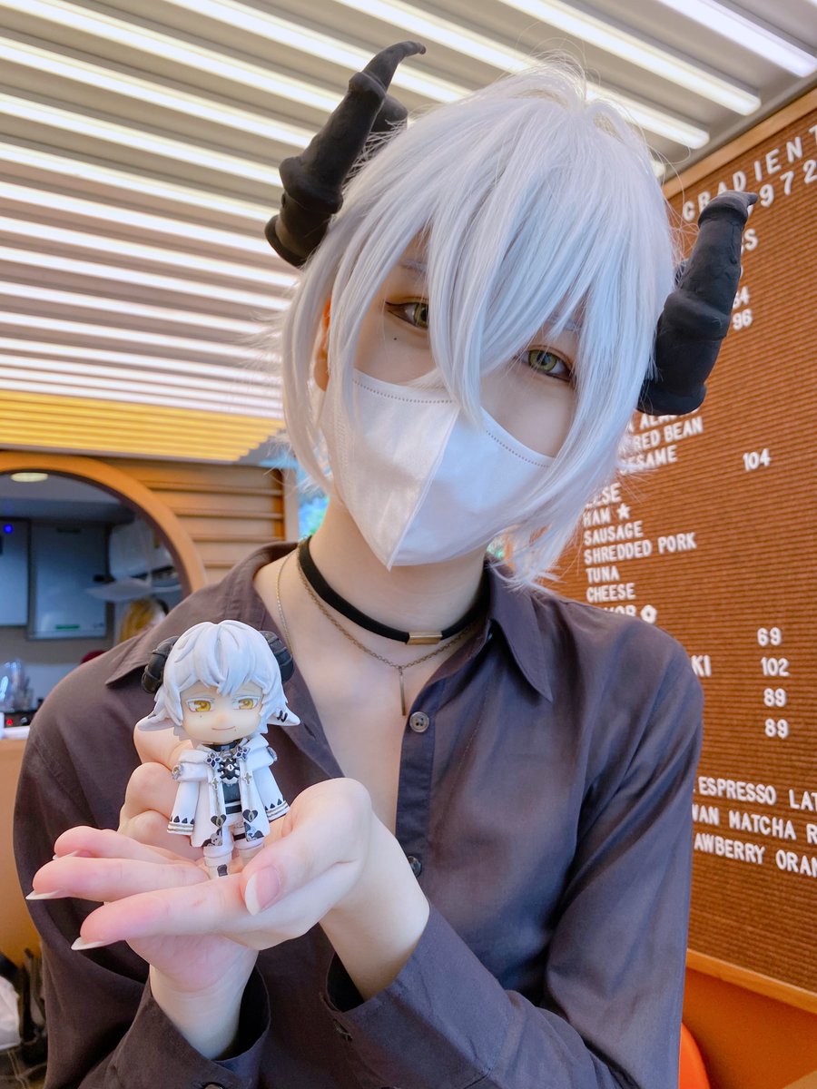 Minor_Pockett's tweet photo. [ลงรูปย้อนหลังที่หายไปกะแอดเดิมที่บิน] 

HBD Baabel at Baabel cafe 🤍🐑
  
#BaabelArt https://t.co/ksqjbeQSzG