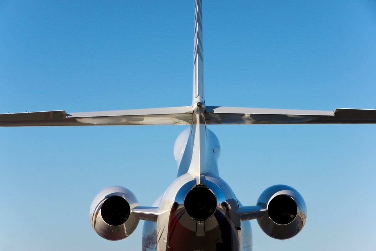 PriveJets's tweet image. Start the week above the clouds. #FlyPrive

Visit privejets.com to request a quote for an upcoming trip.