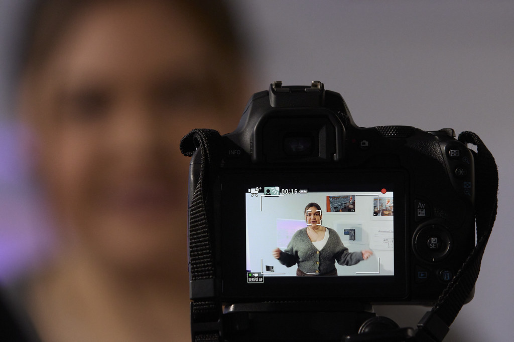 Are you curious about working at Lincoln Arts Centre and kickstarting your creative career? Applications are still open for our Routes In Roles! Find out more about the roles and how to apply here: lincolnartscentre.co.uk/about/work-wit…