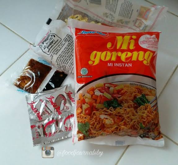 Mie goreng paling enak tanpa saos sambal, masih pake cabe bubuk. Tapi masih kalah sama mie goreng di gawekno.