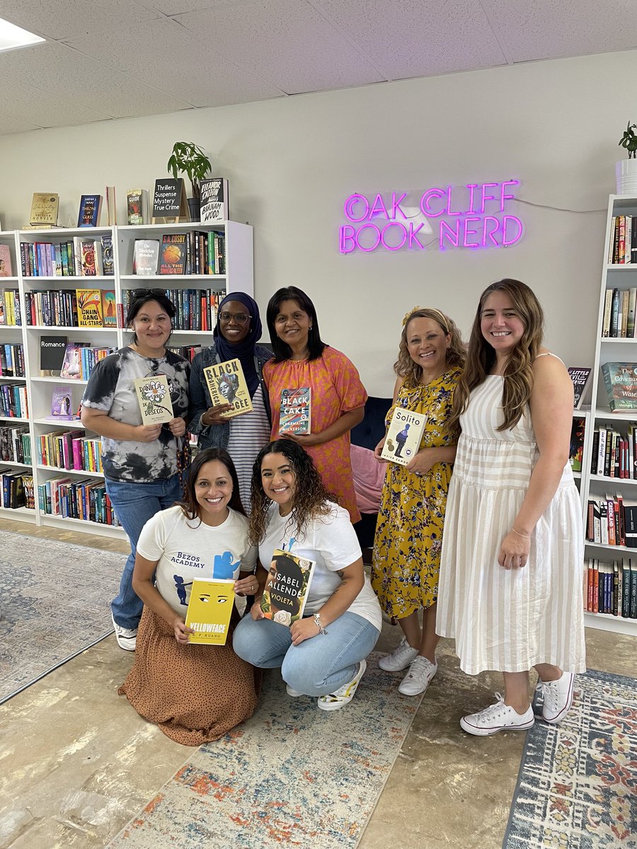 whosebooks's tweet photo. This is exactly what we envisioned when we launched our family bookstore. A third space where community has access to diverse inclusive literature. Creating positive reading experiences & building a reading culture. #readingcommunity #Whosebooks #DallasTX https://t.co/2Re75zArOB