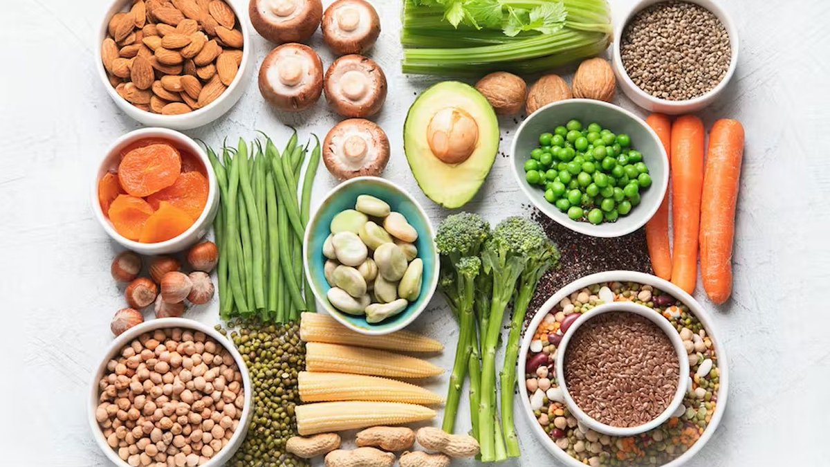 bpthaber's tweet photo. Oxford Üniversitesi, Vegan beslenmenin çevreye verilen zararı 100 kata kadar azaltığını açıkladı. https://t.co/sPdMYFsYHk