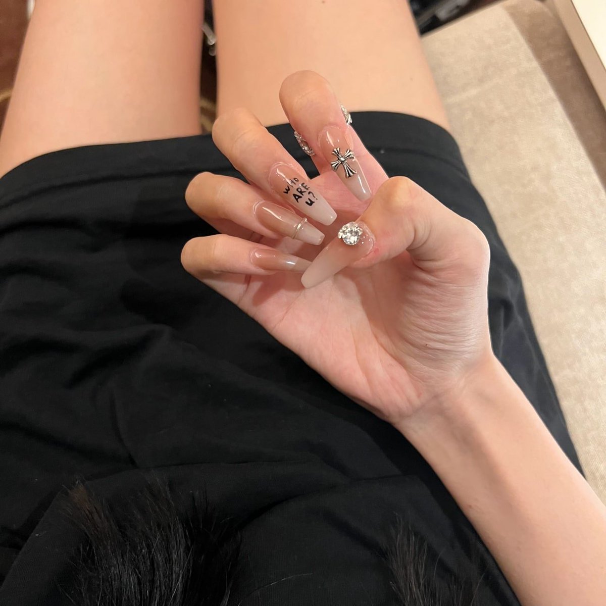 There's nothing a fresh manicure can't fix 💯
