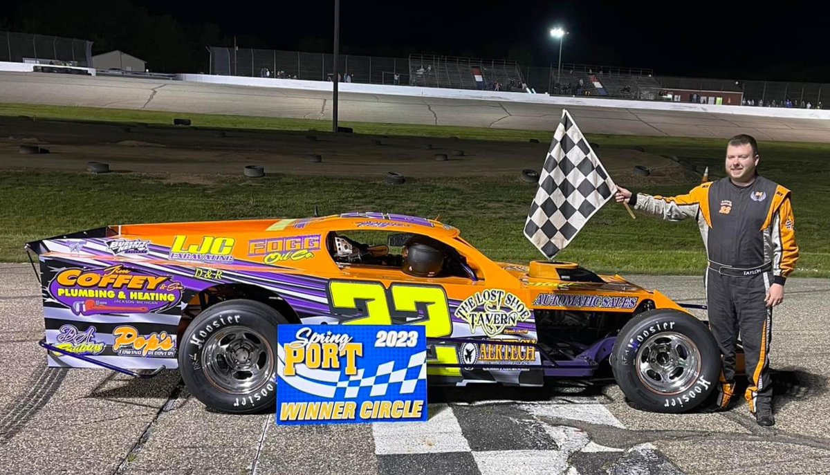 When the #OpenWheelWarriors come calling THIS Wed.-7/26 at COS, as part of the #BobFinleyMemorial pres. by @AutoValueStores there's ✌️ stout competitors / former Track Champions that will be waiting to 50 Laps for $1967-Win / $367-Start

3 Walt Obrinske Jr.
22 Aaron Taylor