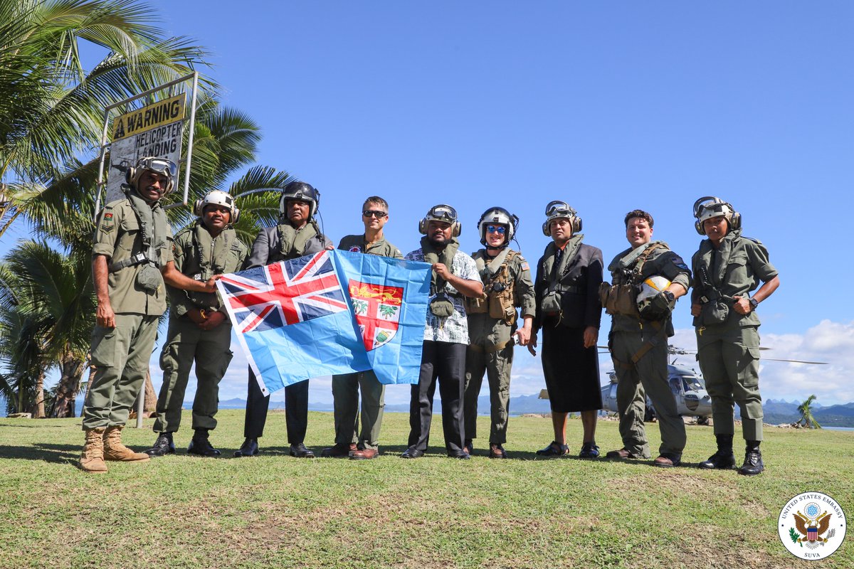 USEmbassySuva's tweet photo. 🇺🇸🚁🇫🇯 This morning, @homeaffairsfj Minister @piotikoduaduafj boarded the USS Jackson LCS 6's MH-60S Seahawk helicopter for an aerial tour of Suva's coastline. He was joined by @RFMF_Defence and @FijiNavy officers. Thanks for joining us and hope you all enjoyed the view! #USwithFiji #PacificPartnership2023