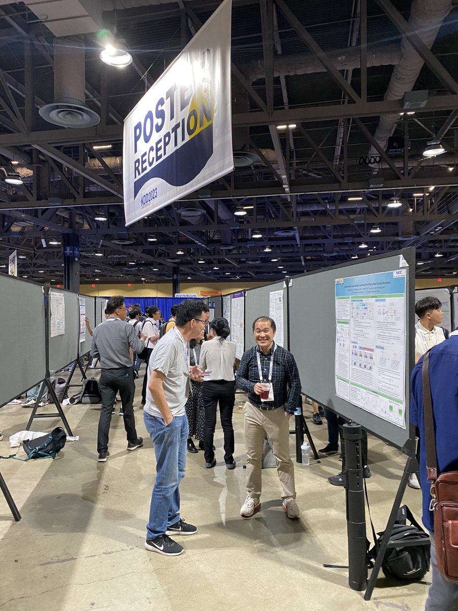 dirkvandenpoel's tweet photo. Opening reception and poster session at #kdd2023 in Long Beach, CA. #AI #orms #llm #cs #compuerscience #datascience #DataAnalytics https://t.co/CNf4J2l7sN
