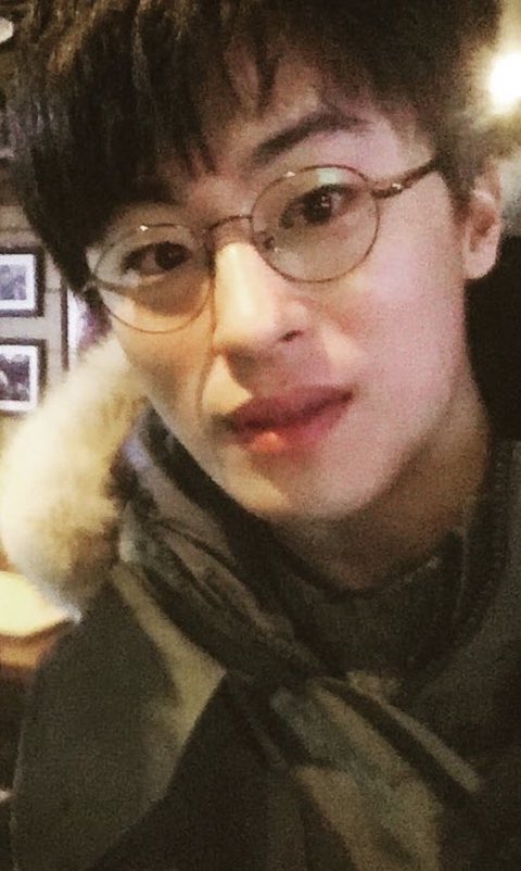 구교환 호박마차 무한탑승 사건
제발 내려줘