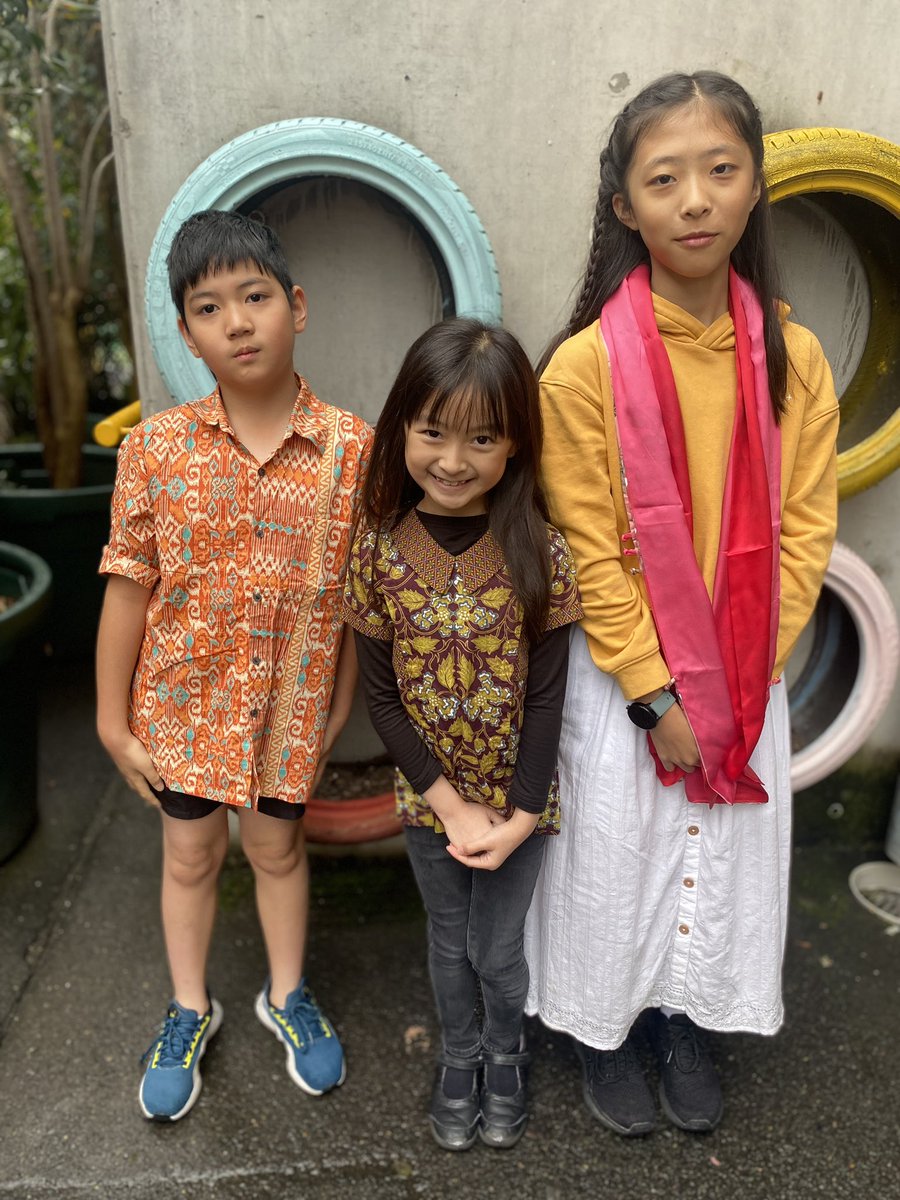 KENSINGTONPS's tweet photo. Look at all the fantastic traditional costumes our students have worn to school! #MulticulturalDay #EdWeek2023 #KPS #LoveWhereYouLearn https://t.co/QnqVdYKu9P