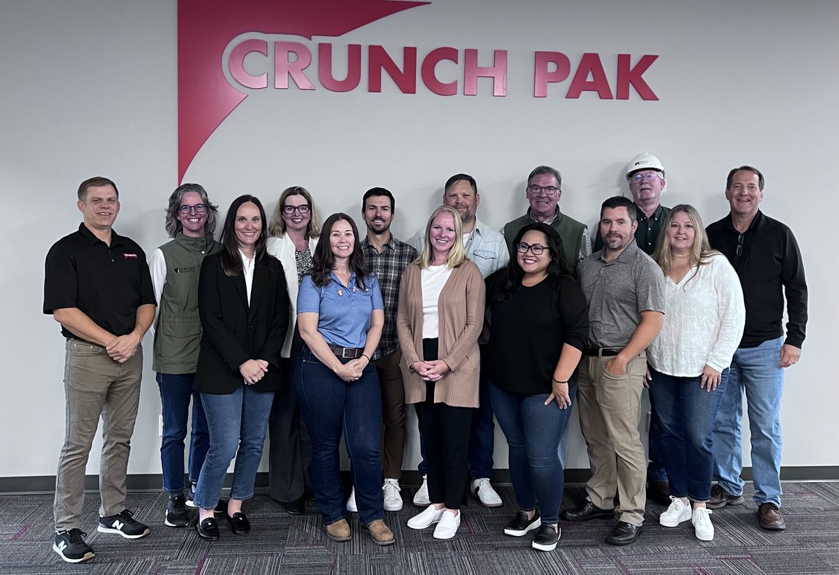 Today, our #impactwashington Leadership team and Board of Directors had the privilege to visit Crunch Pak in Cashmere, Washington. A true trailblazer in the fresh produce industry, Crunch Pak is redefining how we savor healthy snacking moments! 🍎 #madeinWA #washingtonmfg