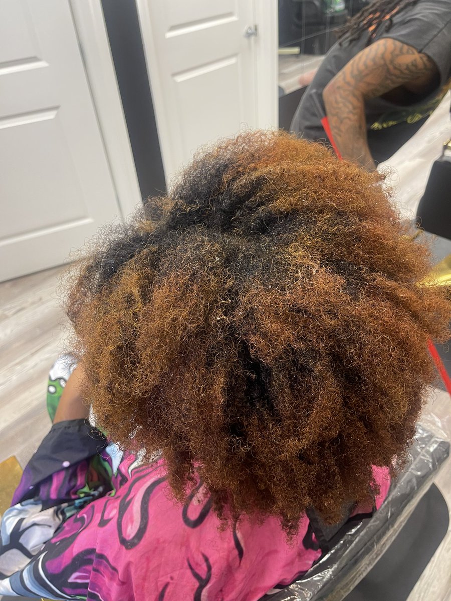 12 hrs later… I can’t feel my fingers. 

Anyways I do loc take down 
Link in bio