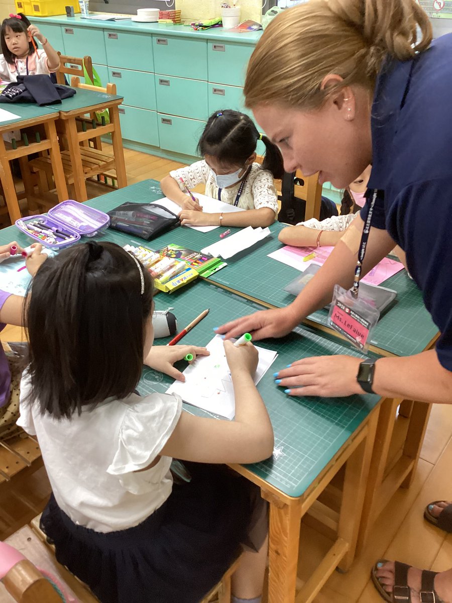 Taiwan Day 1 Theme: All About Me &amp; My Family 👩🏼‍🏫 ✏️ #LKDSBInternationalEd #ESLSLPTaiwan <a href="/IntlLKDSB/">LKDSBInternational</a>