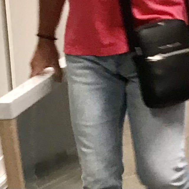 jarogy's tweet image. Do you also like to observe #bulges  around you in #public? 
#bulge #tight_jeans