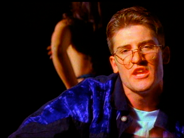 100NEWS's tweet photo. #1990sInFiveWords 
 Informer! Licky Boom Boom Down. https://t.co/AJq4iiCuMJ
